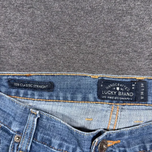 Lucky Brand 329 Classic Straight Jeans Mens 38x34 Blue Denim Stretch Faded Y2K - Picture 2 of 7